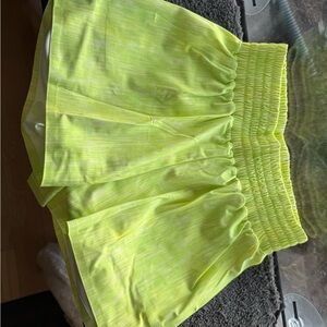 Zyia - Bright Yellow Pleated Shorts